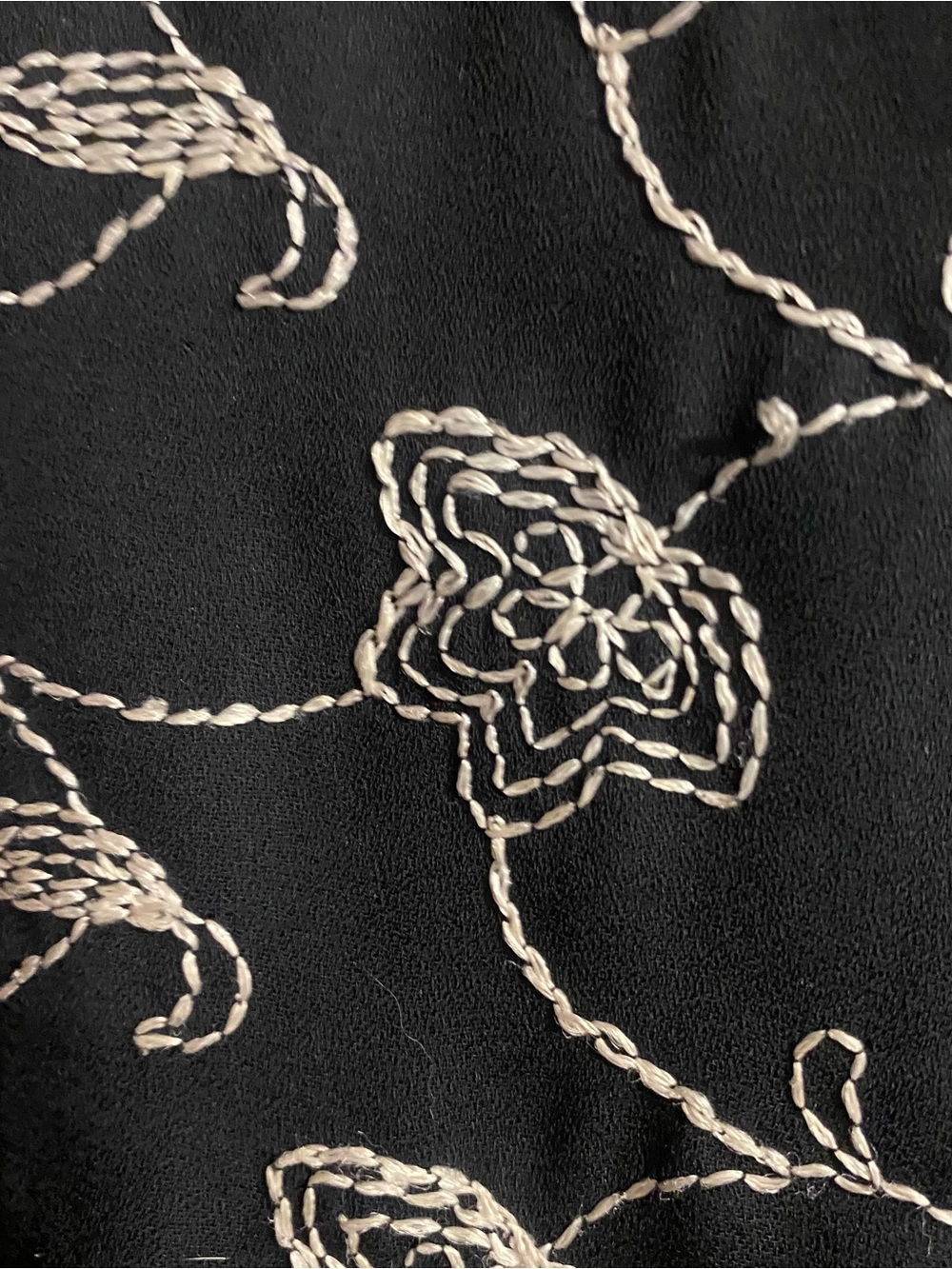 Vintage Next Era Womens L Large Blouse Button Up Black Embroidered White Floral - Picture 6 of 10